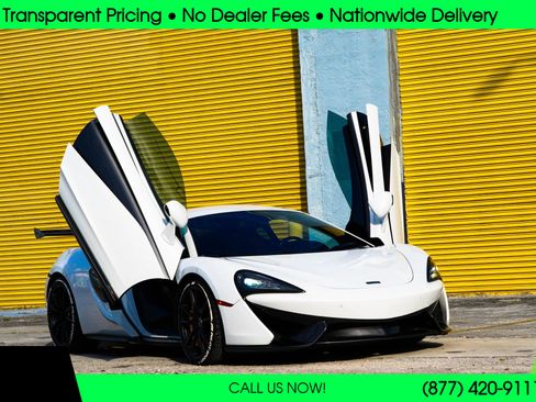 Used 2016 McLaren 570S Coupe 2D image 2