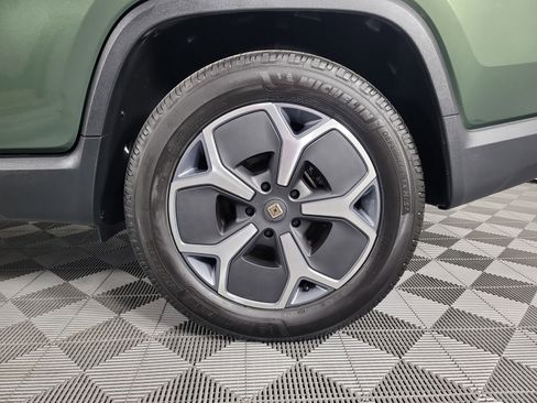 Used 2024 Rivian R1T Adventure AWD/4WD image 10
