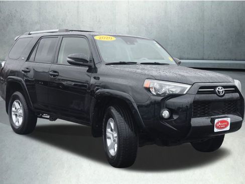 Used 2020 Toyota 4Runner SR5 Premium w/ Moonroof Package AWD/4WD image 14