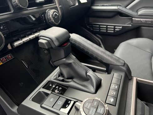 New 2026 Toyota 4Runner TRD Off-Road Premium image 26