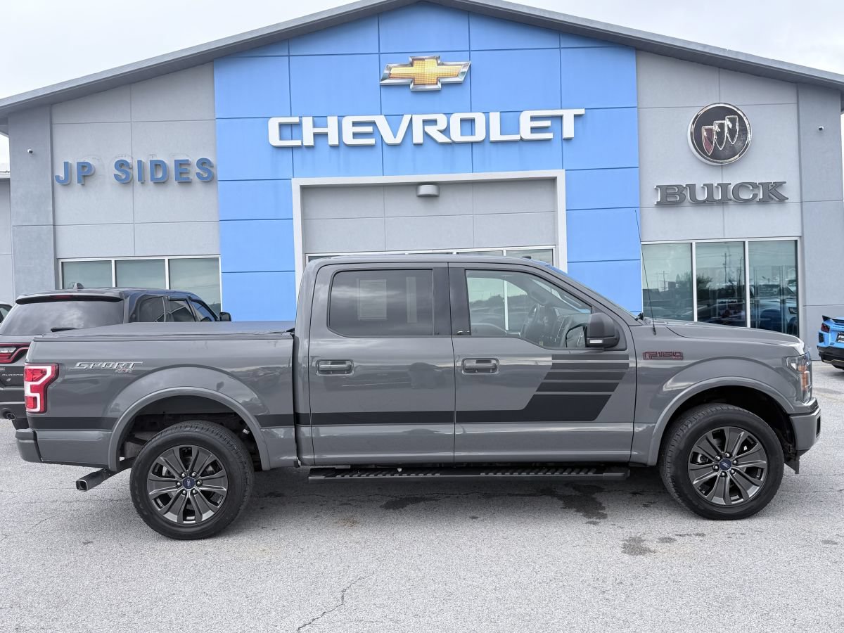 Used 2018 Ford F150 XLT w/ Equipment Group 302A Luxury AWD/4WD image 4