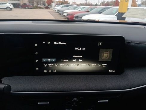 New 2026 Nissan Kicks SV image 15