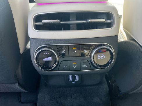 Used 2025 Genesis Electrified GV70 Advanced w/ Prestige Package image 27