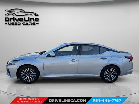 Used 2023 Nissan Altima 2.5 SV image 13