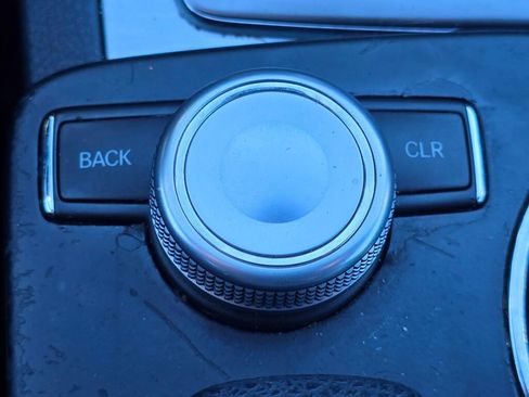 Used 2009 Mercedes-Benz C 300 Sedan image 33