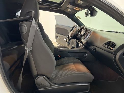 Used 2018 Dodge Challenger R/T image 24