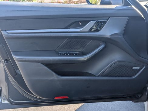 Used 2020 Porsche Taycan Turbo image 14