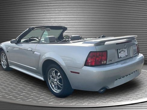 Used 2001 Ford Mustang GT Premium RWD image 4
