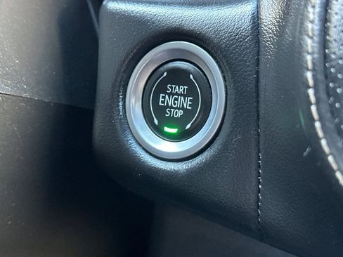 Used 2021 GMC Yukon XL SLT w/ Rear Media and Nav Package image 22