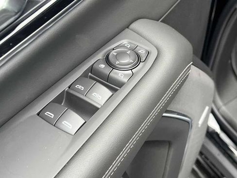 New 2026 GMC Yukon Elevation w/ Elevation Premium Package image 17