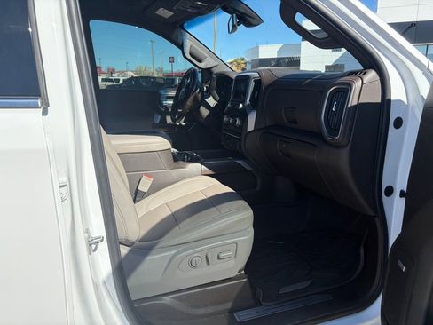 Used 2021 GMC Sierra 1500 SLT w/ SLT Premium Plus Package image 13