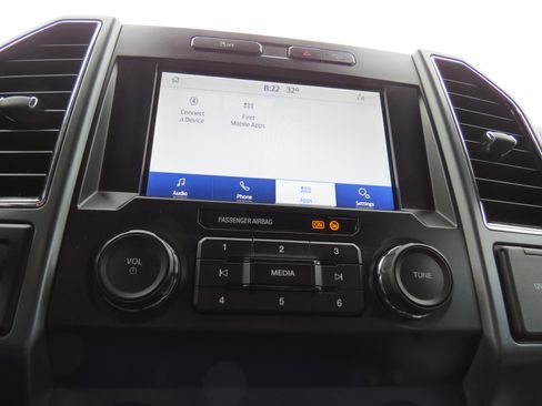 Used 2022 Ford F250 XLT w/ XLT Premium Package image 29