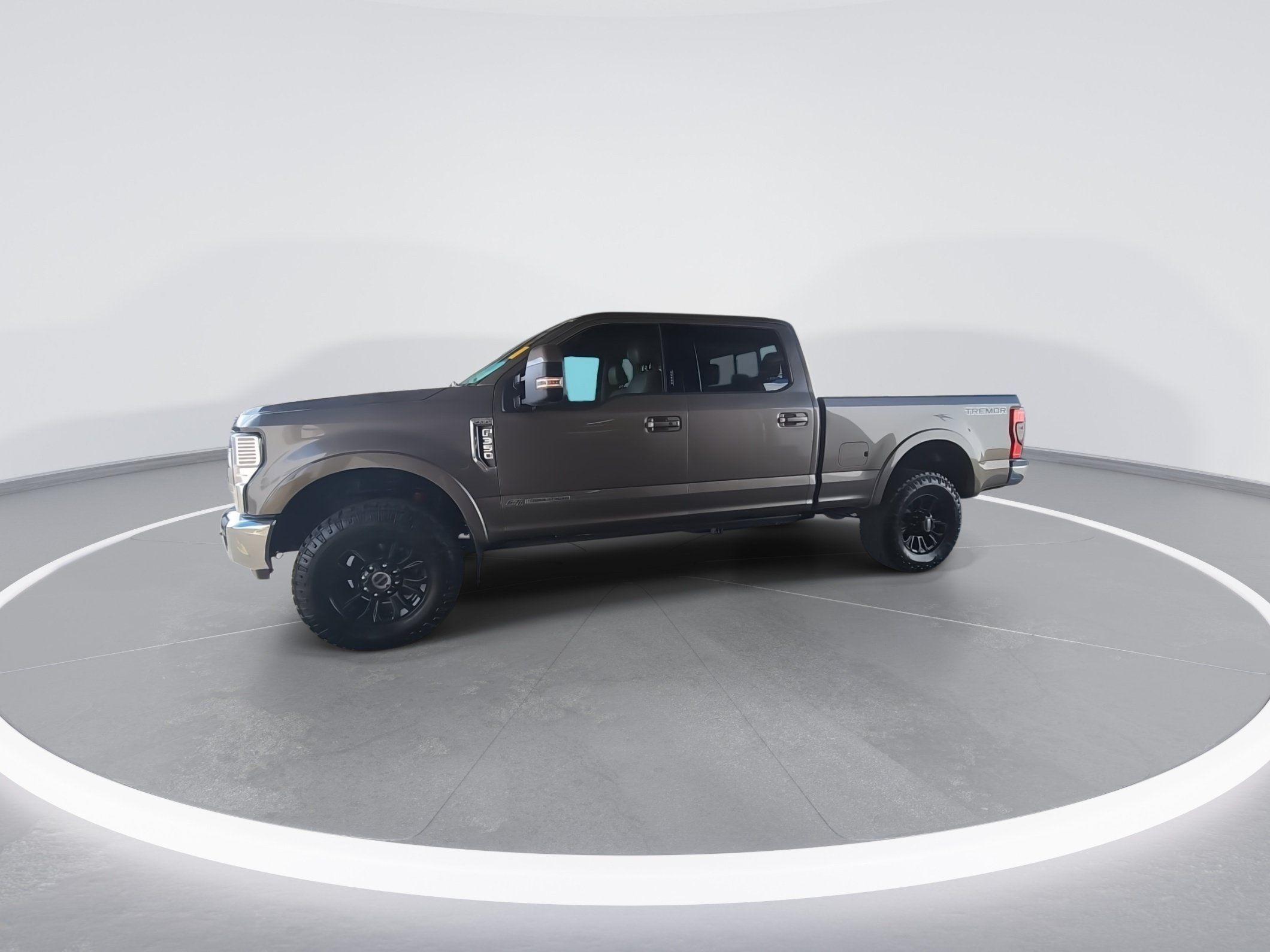 Used 2022 Ford F350 Lariat w/ Tremor Off-Road Package AWD/4WD image 4