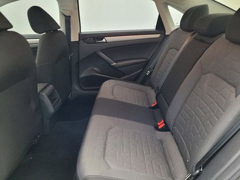 Used 2020 Volkswagen Passat 2.0T S image 18