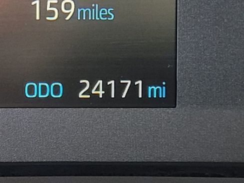 Used 2024 Toyota Corolla SE image 29