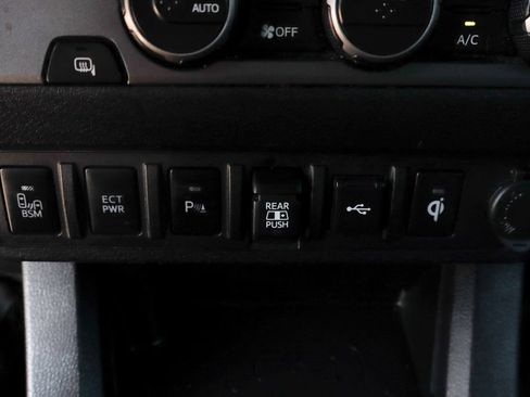 Used 2023 Toyota Tacoma TRD Off-Road w/ Technology Package RWD image 34