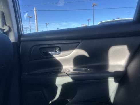 Used 2016 Nissan Altima 2.5 S w/ Power Driver Seat Package image 27