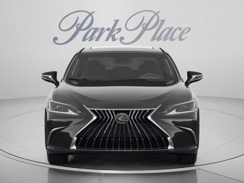 Used 2025 Lexus ES 350 w/ Accessory Package (Z1) FWD image 7