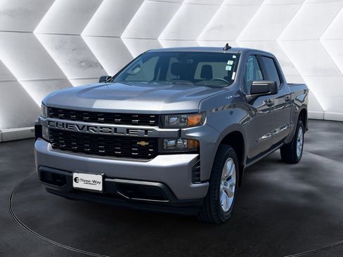 Certified 2022 Chevrolet Silverado 1500 Custom RWD image 1