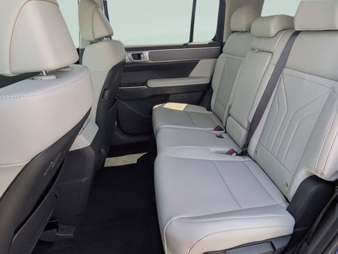 New 2027 Hyundai Santa Fe SEL FWD image 13