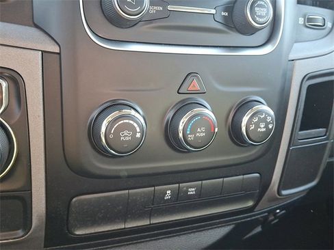 Used 2018 RAM 1500 Express image 14