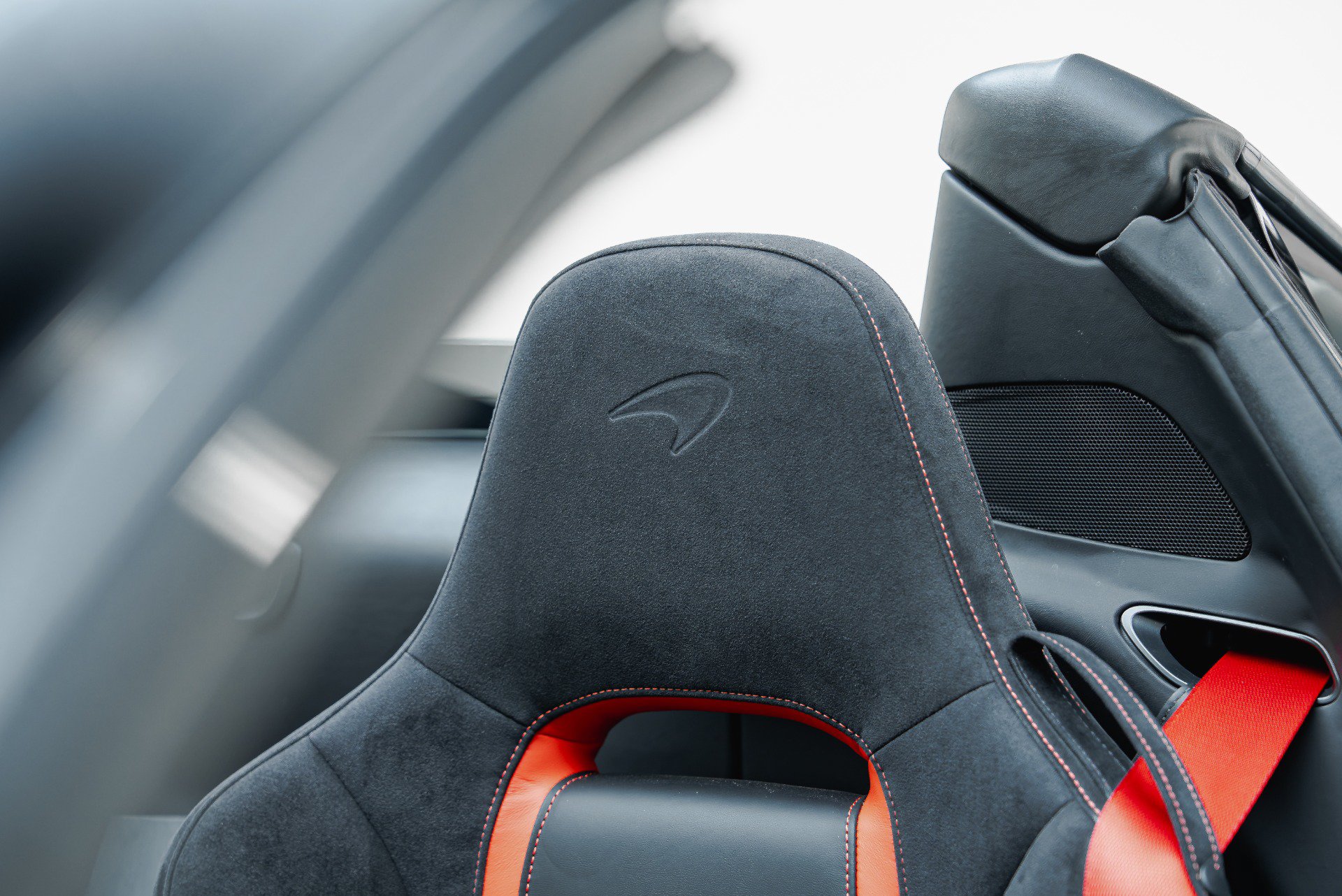 Used 2021 McLaren 720S Performance RWD image 38