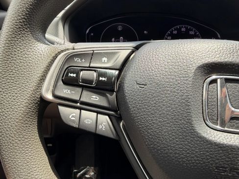 Used 2021 Honda Accord LX image 27
