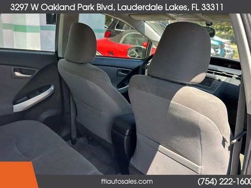 Used 2015 Toyota Prius Two FWD image 33