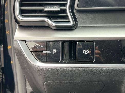 Certified 2023 Kia Sportage EX AWD/4WD image 20