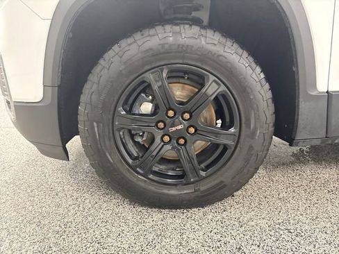 Used 2020 GMC Acadia AT4 image 17