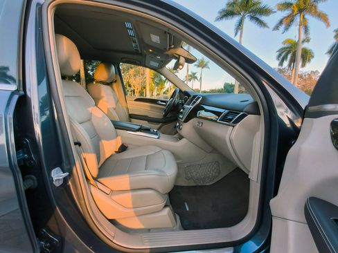 Used 2015 Mercedes-Benz ML 350 2WD image 39