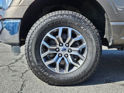 Used 2021 Ford F150 Lariat w/ Equipment Group 501A Mid AWD/4WD image 13