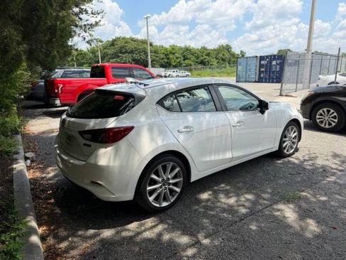 Used 2017 MAZDA MAZDA3 Grand Touring FWD image 8