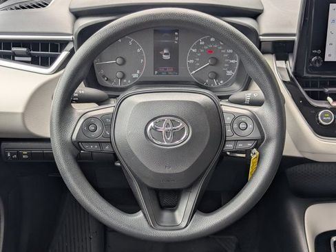 Used 2023 Toyota Corolla LE FWD image 20