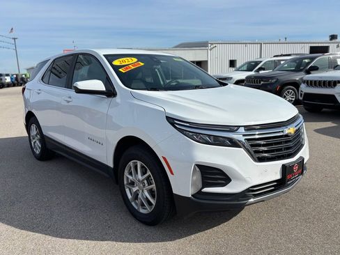 Used 2023 Chevrolet Equinox LT image 5