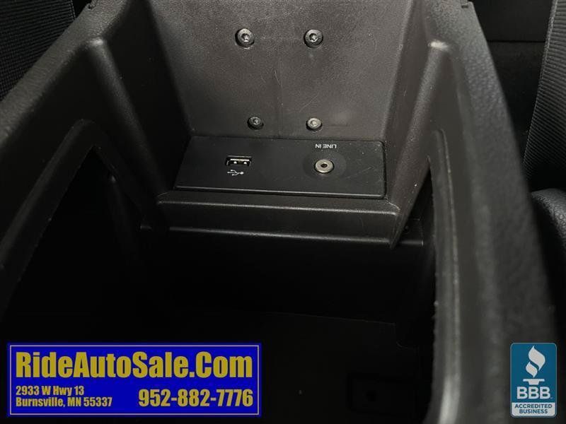 Used 2013 Ford Focus SE w/ SE Winter Pkg FWD image 40
