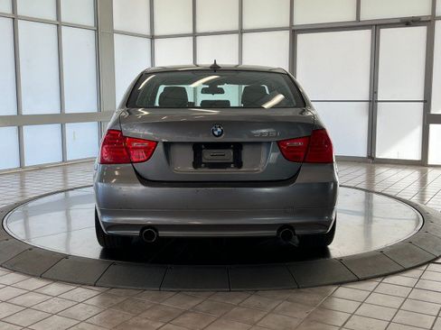 Used 2011 BMW 335i xDrive Sedan AWD/4WD image 6