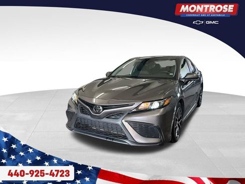Used 2024 Toyota Camry SE FWD image 33