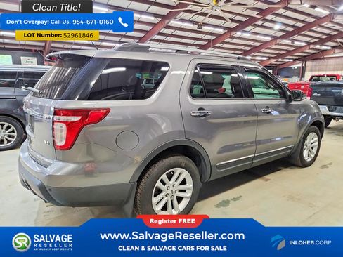 Used 2014 Ford Explorer XLT w/ Equipment Group 202A AWD/4WD image 4