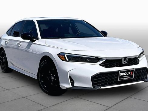 Used 2025 Honda Civic Sport image 3