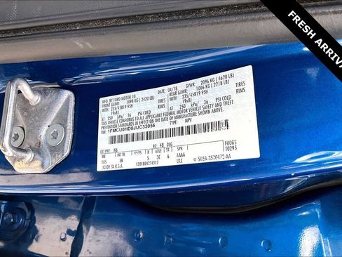 Used 2018 Ford Escape SEL w/ SEL Sport Appearance Package FWD image 18