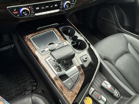Used 2018 Audi Q7 3.0T Prestige w/ Prestige Package image 49