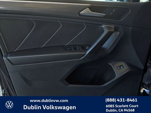Certified 2023 Volkswagen Tiguan SE R-Line FWD image 10