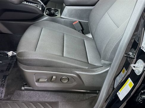 Used 2024 Chevrolet Colorado Trail Boss w/ Technology Package AWD/4WD image 23