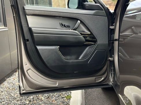 Used 2023 Land Rover Range Rover Sport SE image 19