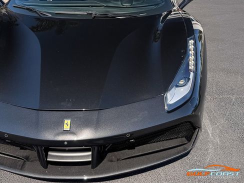 Used 2018 Ferrari 488 Spider image 3