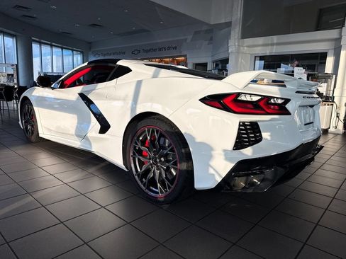 Used 2023 Chevrolet Corvette Stingray Premium Cpe w/ Z51 Performance Package RWD image 23