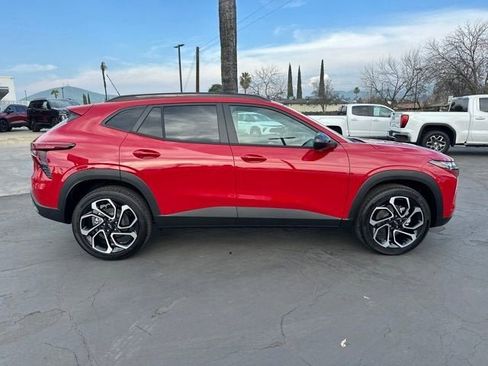 New 2026 Chevrolet Trax RS w/ Sunroof Package image 10