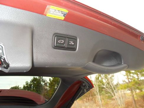 Used 2024 Kia Carnival SX image 21