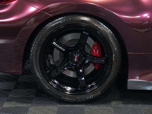 Used 2018 Nissan 370Z NISMO RWD image 47
